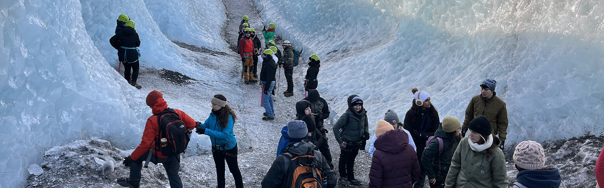 Students explore Iceland