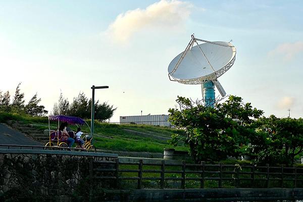 NCAR SPol radar, operated by the National Center for Atmospheric Research’s Earth Observing Laboratory stationed in western Taiwan