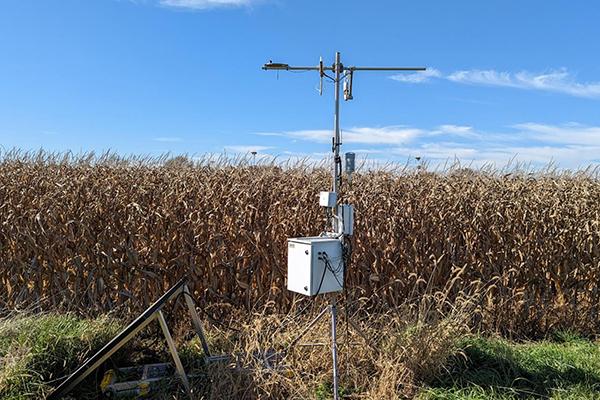 A flux tower in a corn field near Indianapolis, Indiana