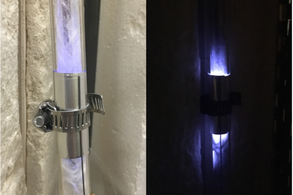 Left: Photo of the produced sulfur. Right: Photo of the plasma discharge.